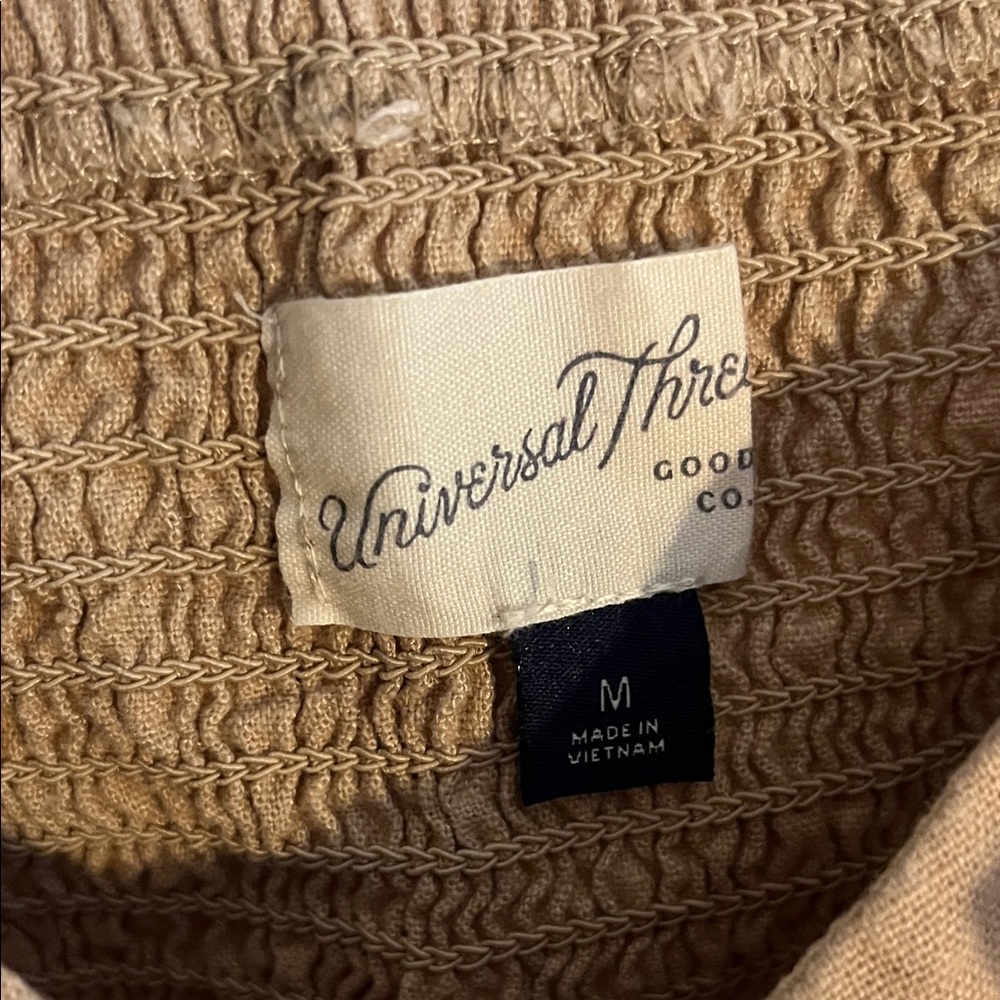 Universal thread linen Crop Top - Picture 3 of 8